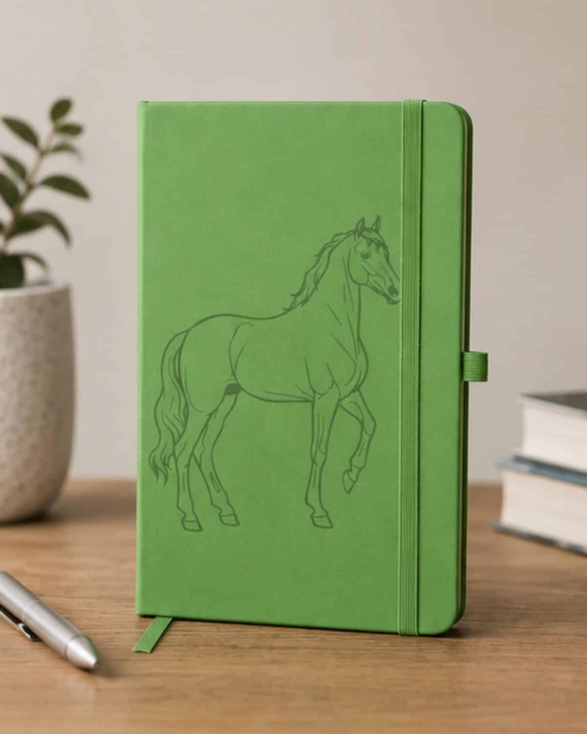 Taccuino a righe verde personalizzato