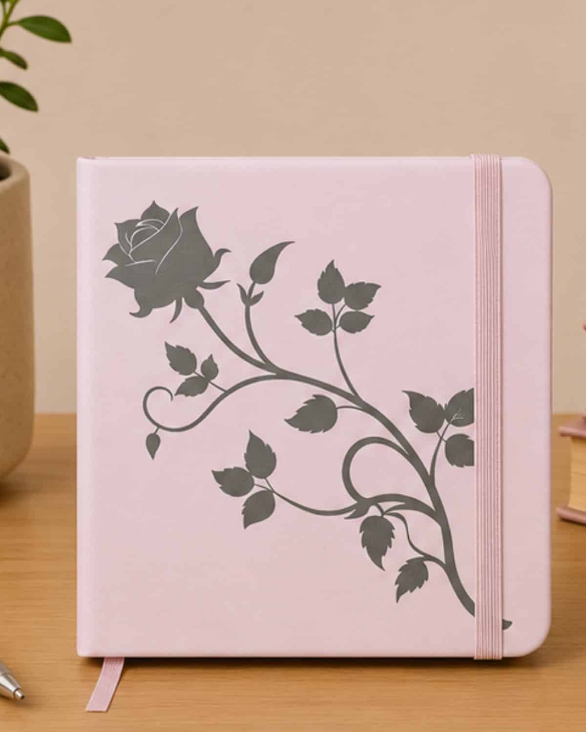TALENS Sketchbook 12x12cm rosa personalizzato