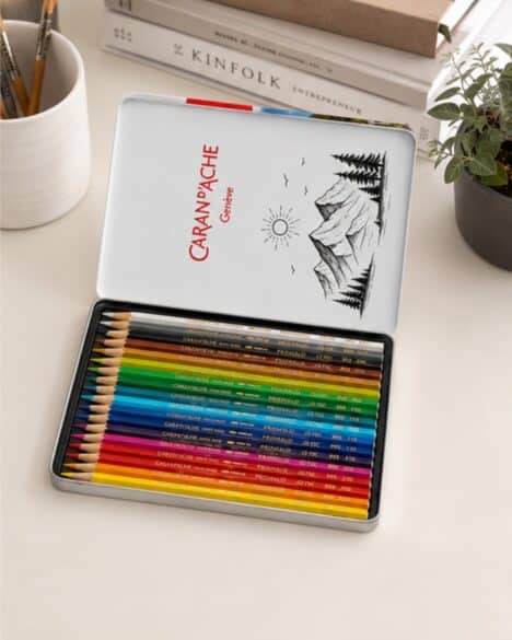 Scatole di matite colorate Caran d'Ache con scatola personalizzata