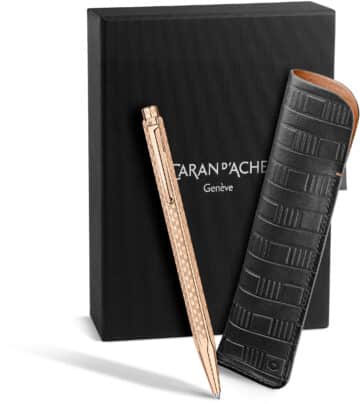CARAN D'ACHE Penna sfera Ecridor Damier 8902.567 oro rosa, astuccio in pelle