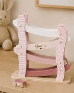 Pista per Auto in Legno Personalizzata con 4 Macchinine rosa